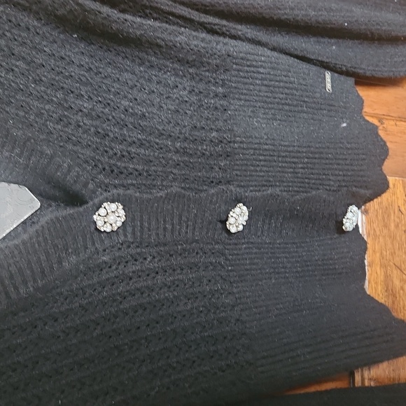 Black cardigan with rhinestone button - Picture 3 of 5